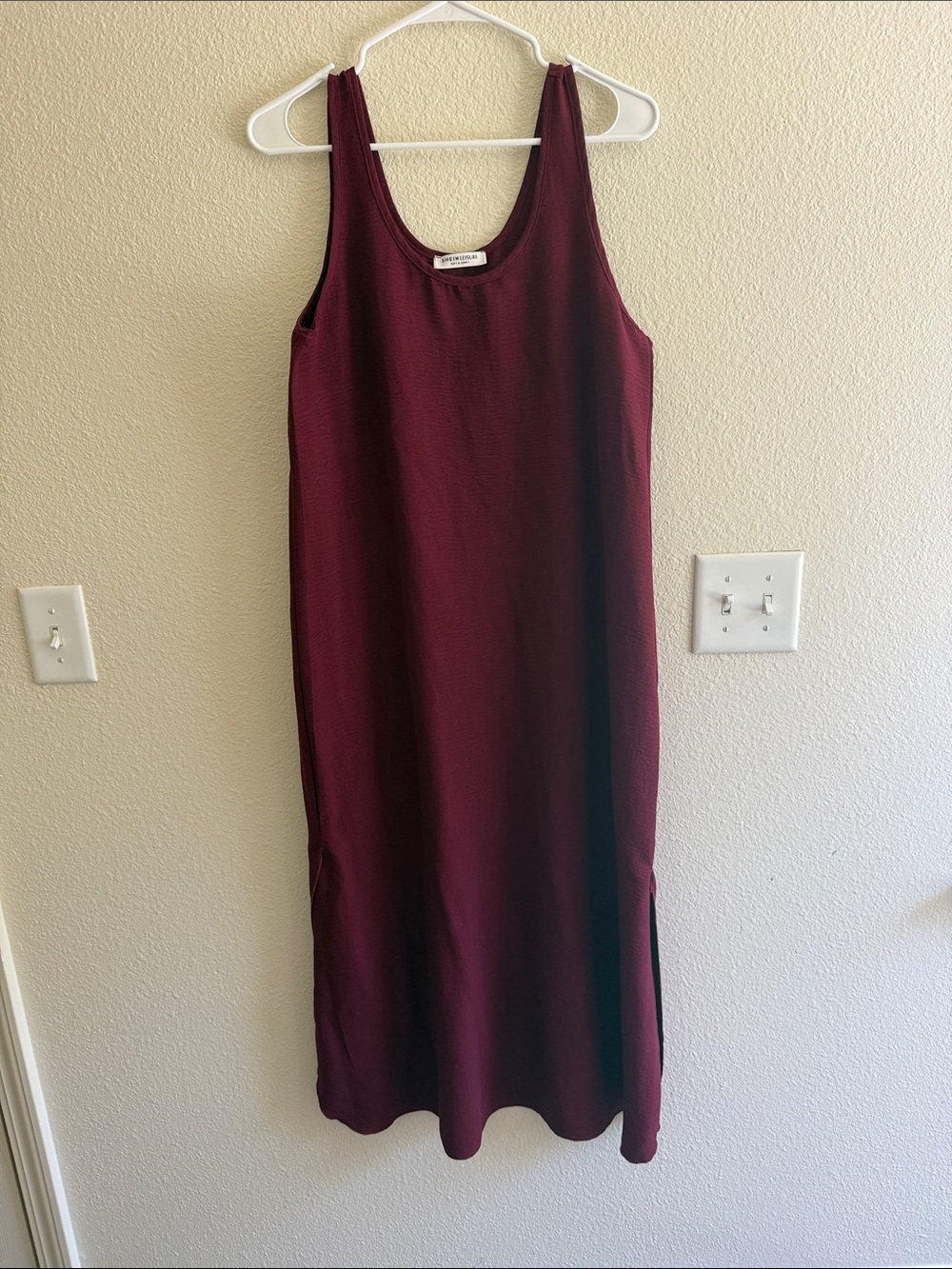 SHEIN Sleeveless Midi Dress in Burgundy
